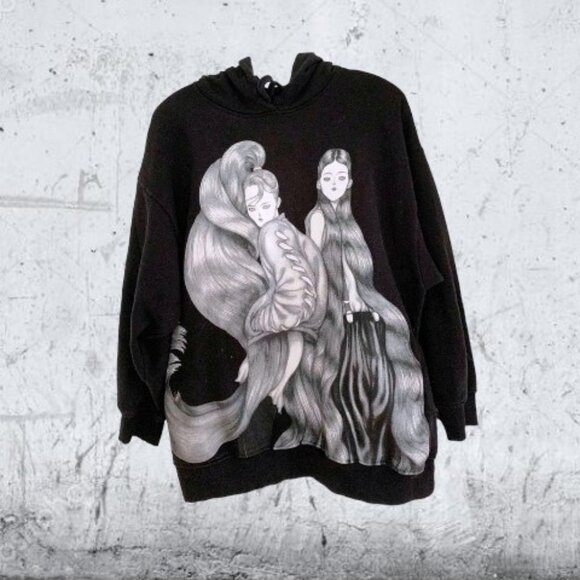 PRICE DROP FOR CCO!!! Cute ZARA Graphic Image Sweatshirt Hoodie in Black & White - Picture 3 of 10